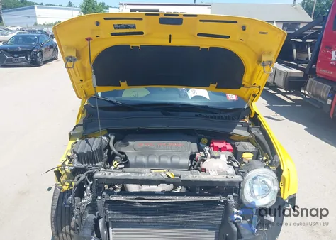 2018 Jeep Renegade Upland Edition 4X4 из США, поврежденный, VIN ZACCJBAB0JPH98582